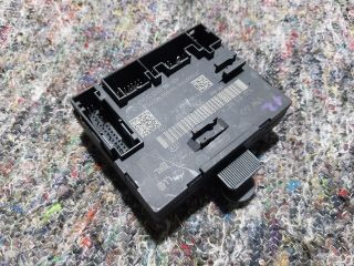 bontott AUDI A3 Jobb első Ajtó Vezérlőegység