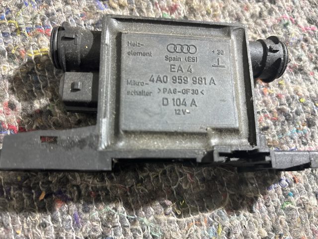 bontott AUDI A3 Jobb első Ajtó Vezérlőegység