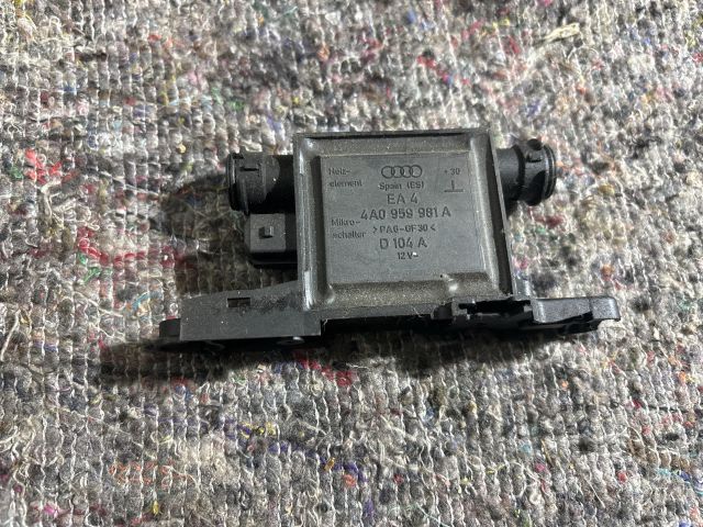 bontott AUDI A3 Jobb első Ajtó Vezérlőegység