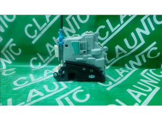 bontott AUDI A3 Jobb első Ajtózár