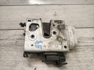 bontott AUDI A3 Jobb első Ajtózár