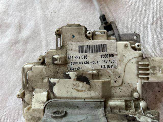 bontott AUDI A3 Jobb első Ajtózár