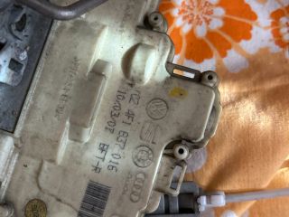 bontott AUDI A3 Jobb első Ajtózár