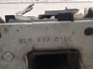 bontott AUDI A3 Jobb első Ajtózár