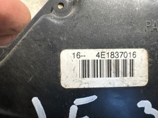 bontott AUDI A3 Jobb első Ajtózár