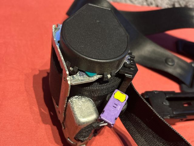 bontott AUDI A3 Jobb első Biztonsági Öv