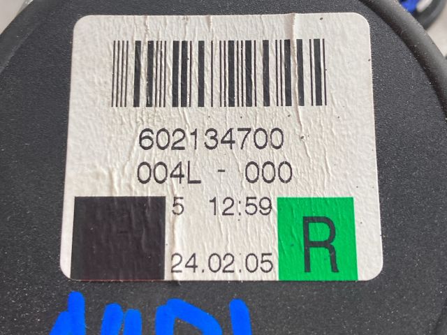 bontott AUDI A3 Jobb első Biztonsági Öv