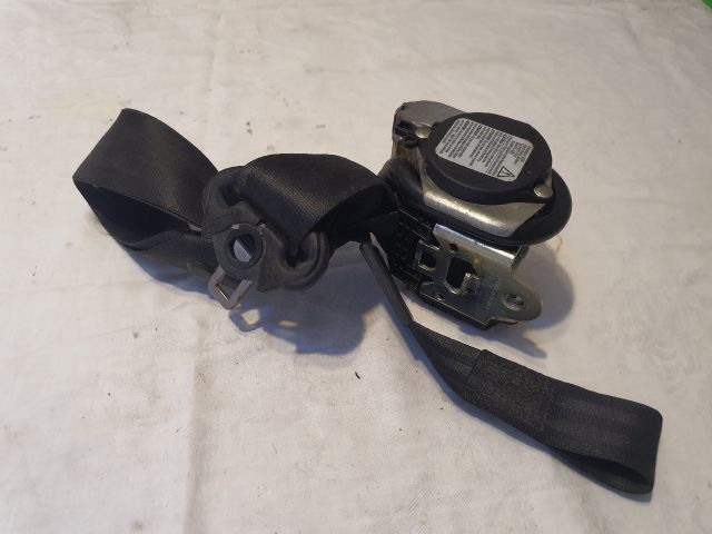 bontott AUDI A3 Jobb első Biztonsági Öv