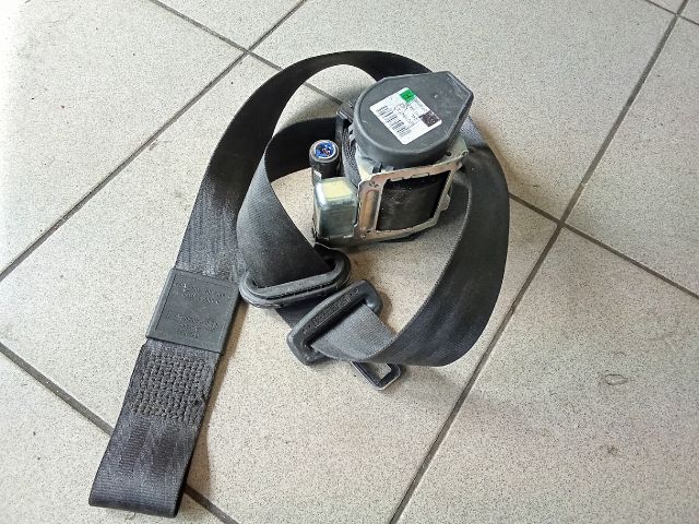 bontott AUDI A3 Jobb első Biztonsági Öv