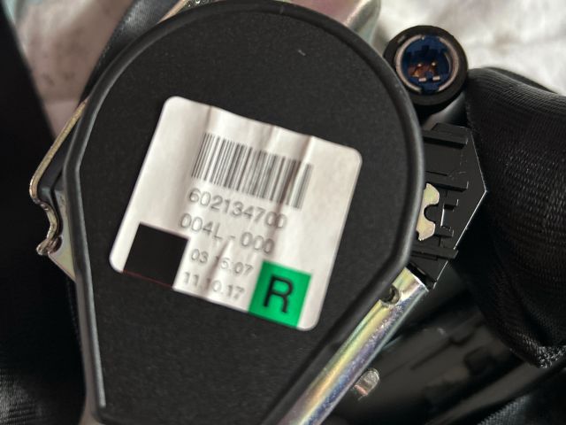 bontott AUDI A3 Jobb első Biztonsági Öv