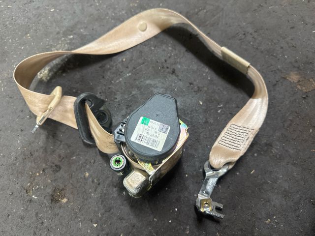 bontott AUDI A3 Jobb első Biztonsági Öv