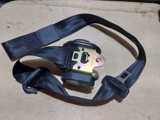 bontott AUDI A3 Jobb első Biztonsági Öv