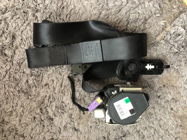 bontott AUDI A3 Jobb első Biztonsági Öv