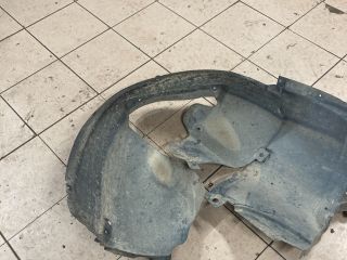 bontott AUDI A3 Jobb első Dobbetét (Kerékjárati, Műanyag)