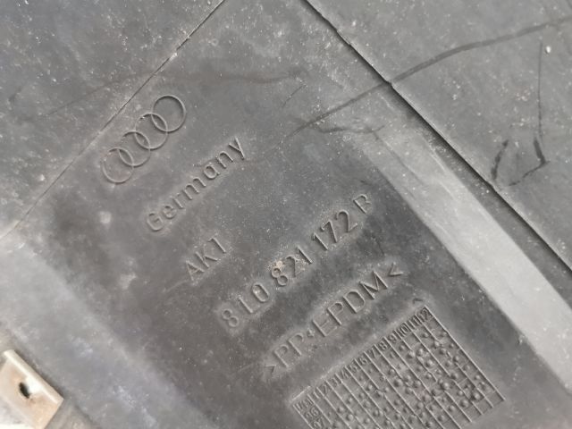 bontott AUDI A3 Jobb első Első Dobbetét (Kerékjárati, Műanyag)