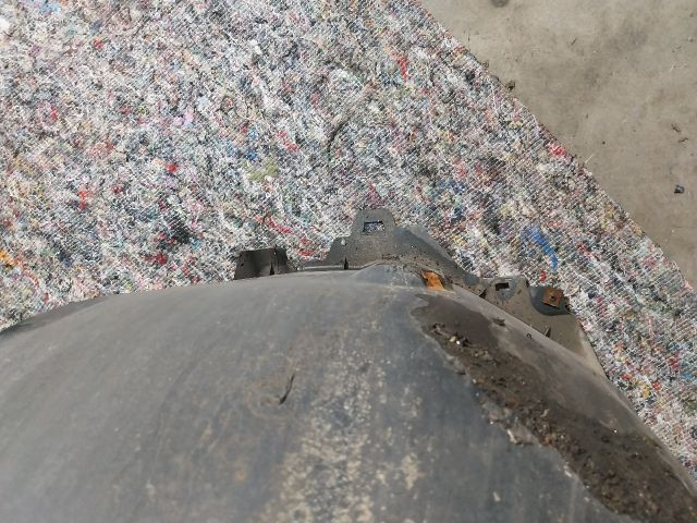 bontott AUDI A3 Jobb első Első Dobbetét (Kerékjárati, Műanyag)