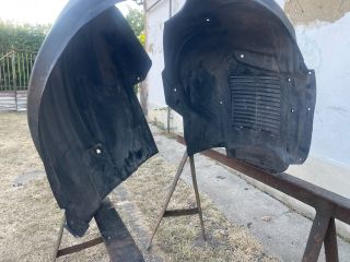 bontott AUDI A3 Jobb első Első Dobbetét (Kerékjárati, Műanyag)