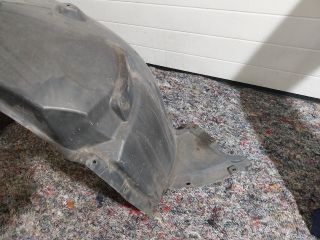 bontott AUDI A3 Jobb első Első Dobbetét (Kerékjárati, Műanyag)