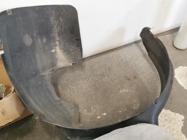 bontott AUDI A3 Jobb első Első Dobbetét (Kerékjárati, Műanyag)