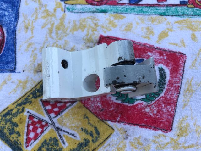 bontott AUDI A3 Jobb első Felső Zsanér