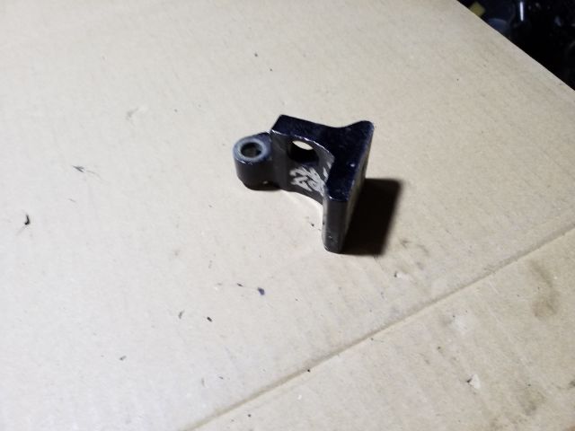 bontott AUDI A3 Jobb első Felső Zsanér