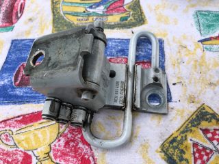 bontott AUDI A3 Jobb első Felső Zsanér