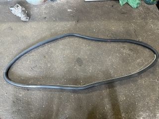 bontott AUDI A3 Jobb első Gumikéder