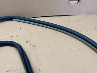 bontott AUDI A3 Jobb első Gumikéder