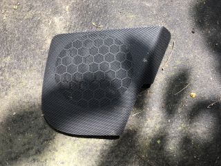 bontott AUDI A3 Jobb első Hangszóró Burkolat