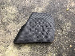 bontott AUDI A3 Jobb első Hangszóró Burkolat