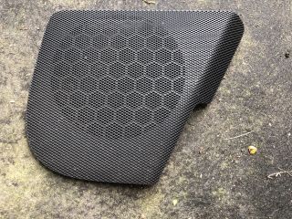 bontott AUDI A3 Jobb első Hangszóró Burkolat