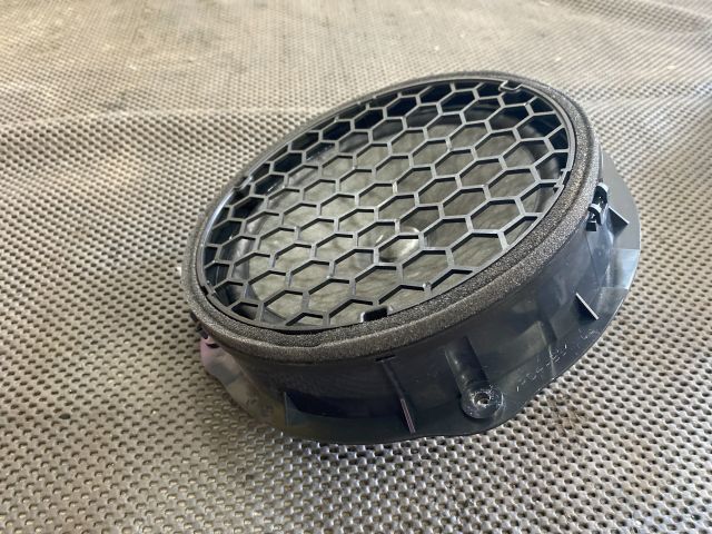 bontott AUDI A3 Jobb első Hangszóró