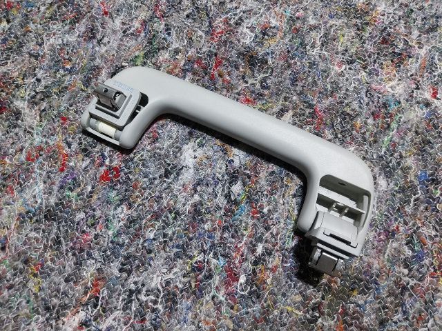 bontott AUDI A3 Jobb első Kapaszkodó (Felső)