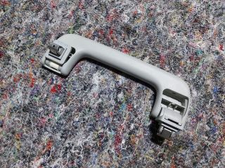 bontott AUDI A3 Jobb első Kapaszkodó (Felső)