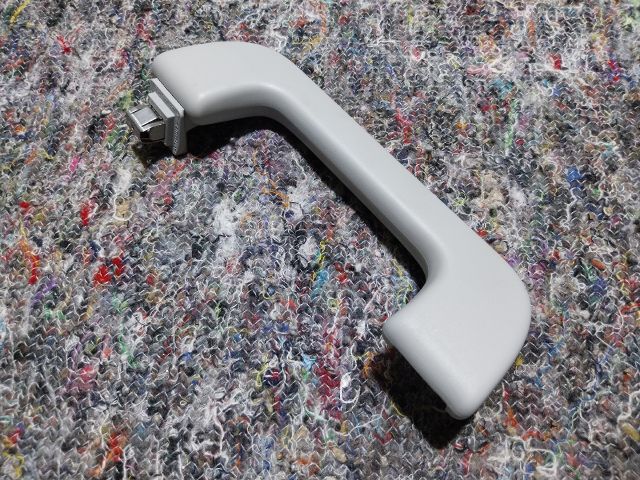 bontott AUDI A3 Jobb első Kapaszkodó (Felső)