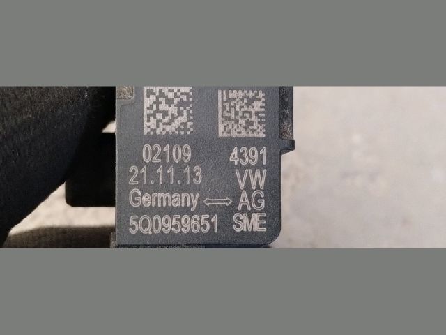 bontott AUDI A3 Jobb első Légzsák érzékelő