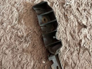 bontott AUDI A3 Jobb első Lökhárító Tartó (Műanyag)