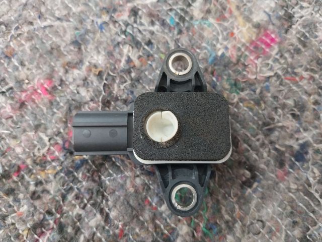 bontott AUDI A3 Jobb első Oldal Ütközés Érzékelő