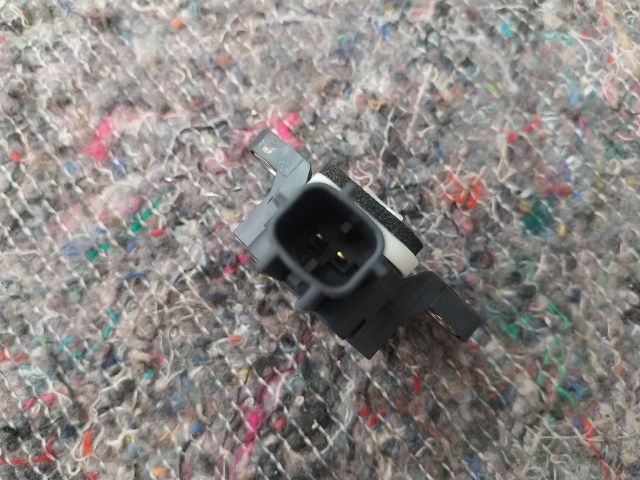 bontott AUDI A3 Jobb első Oldal Ütközés Érzékelő