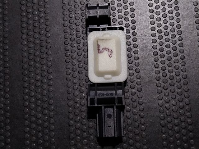 bontott AUDI A3 Jobb első Oldal Ütközés Érzékelő