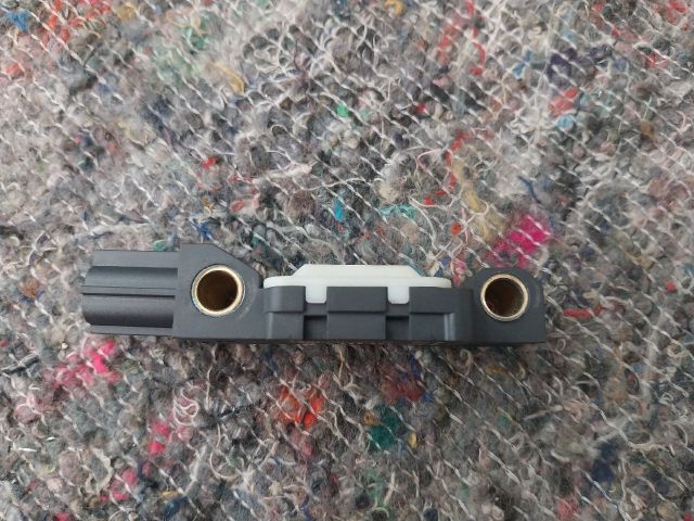 bontott AUDI A3 Jobb első Oldal Ütközés Érzékelő