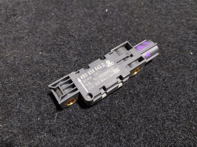 bontott AUDI A3 Jobb első Oldal Ütközés Érzékelő