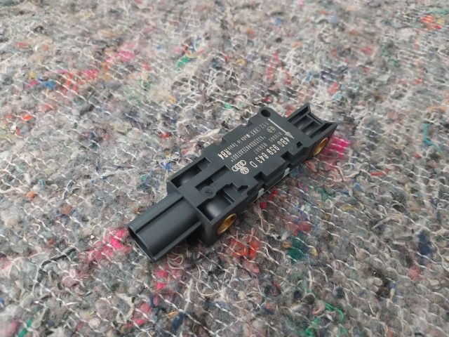 bontott AUDI A3 Jobb első Oldal Ütközés Érzékelő