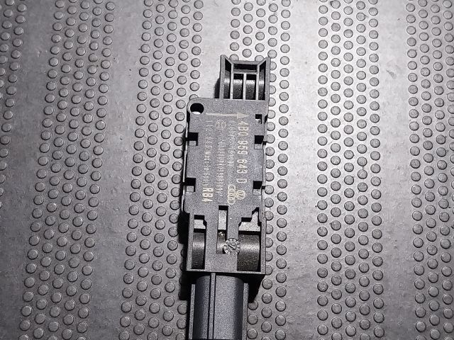 bontott AUDI A3 Jobb első Oldal Ütközés Érzékelő