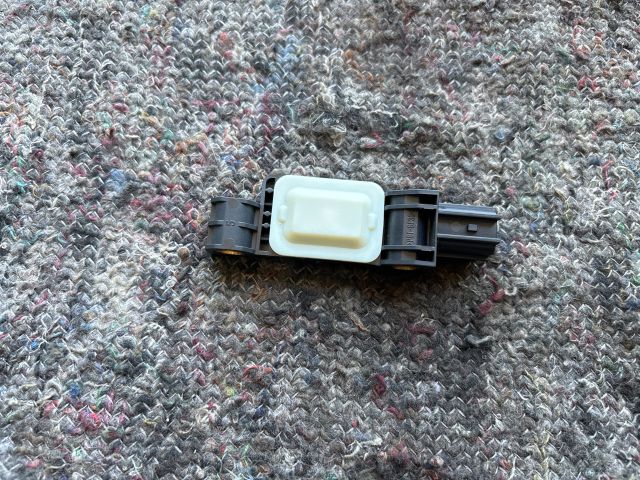 bontott AUDI A3 Jobb első Oldal Ütközés Érzékelő