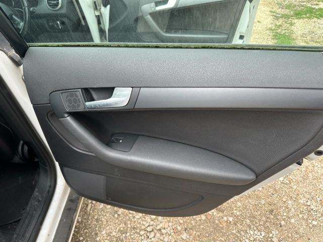 bontott AUDI A3 Jobb első Övfeszítő