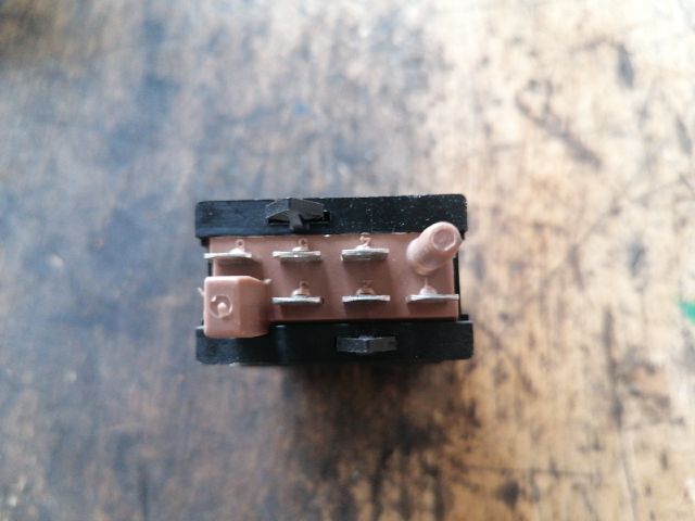 bontott AUDI A3 Jobb első Ülésfűtés Kapcsoló