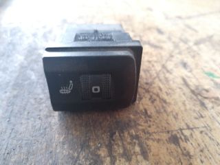 bontott AUDI A3 Jobb első Ülésfűtés Kapcsoló