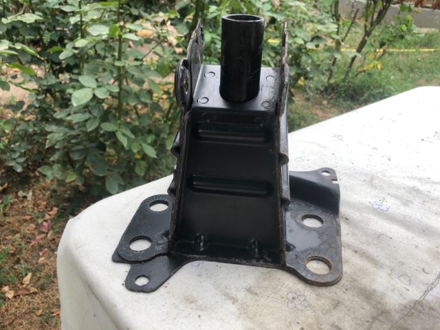 bontott AUDI A3 Jobb első Ütközéscsillapító