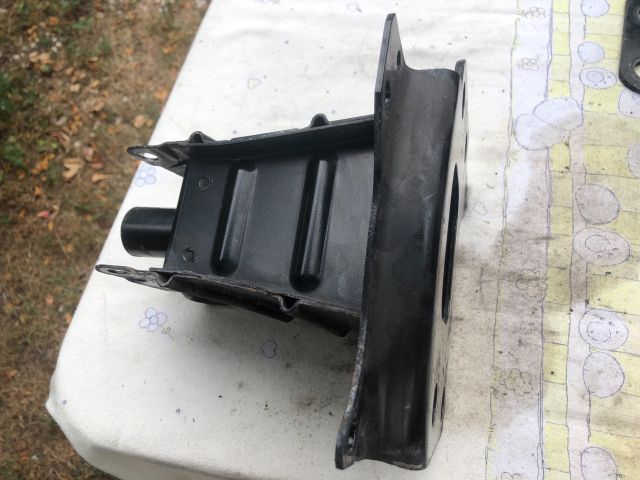 bontott AUDI A3 Jobb első Ütközéscsillapító